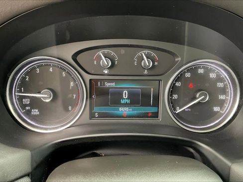 Used 2019 Buick Enclave Essence image 26