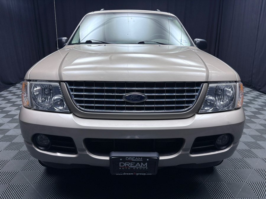 Used 2005 Ford Explorer 4WD XLT image 11