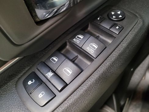 Used 2023 RAM 1500 Classic SLT w/ Trailer & Traction Group image 27