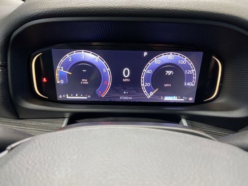 Used 2024 Jeep Wagoneer Series II w/ Flexible Seating Group image 25