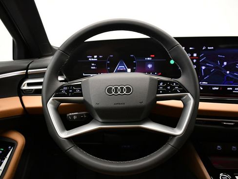 Used 2025 Audi A5 2.0T Premium w/ Convenience Package image 21