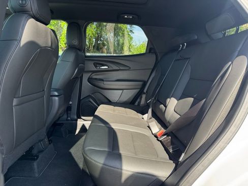 New 2025 Chevrolet TrailBlazer ACTIV w/ Convenience Package FWD image 15