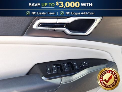Used 2023 Kia Sportage EX image 16