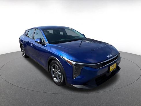Used 2025 Kia K4 FWD image 2