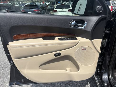 Used 2015 Dodge Durango Limited w/ Premium Group RWD image 10