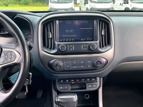 Used 2021 Chevrolet Colorado Z71 w/ Safety Package RWD image 6