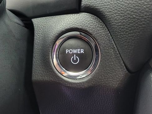 Used 2025 Toyota RAV4 SE AWD/4WD image 31