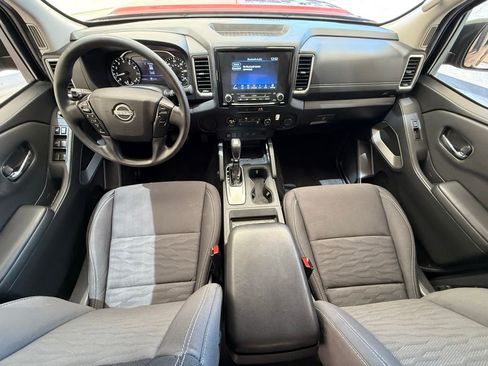 Used 2022 Nissan Frontier SV RWD image 25