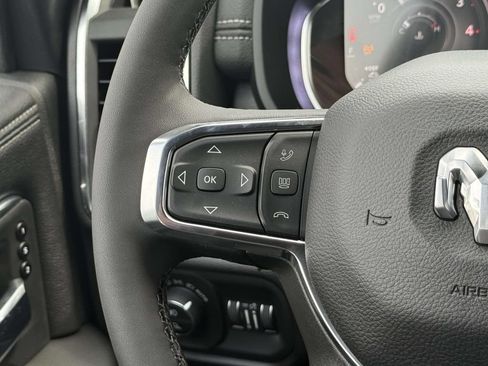 New 2026 RAM 2500 Laramie AWD/4WD image 14