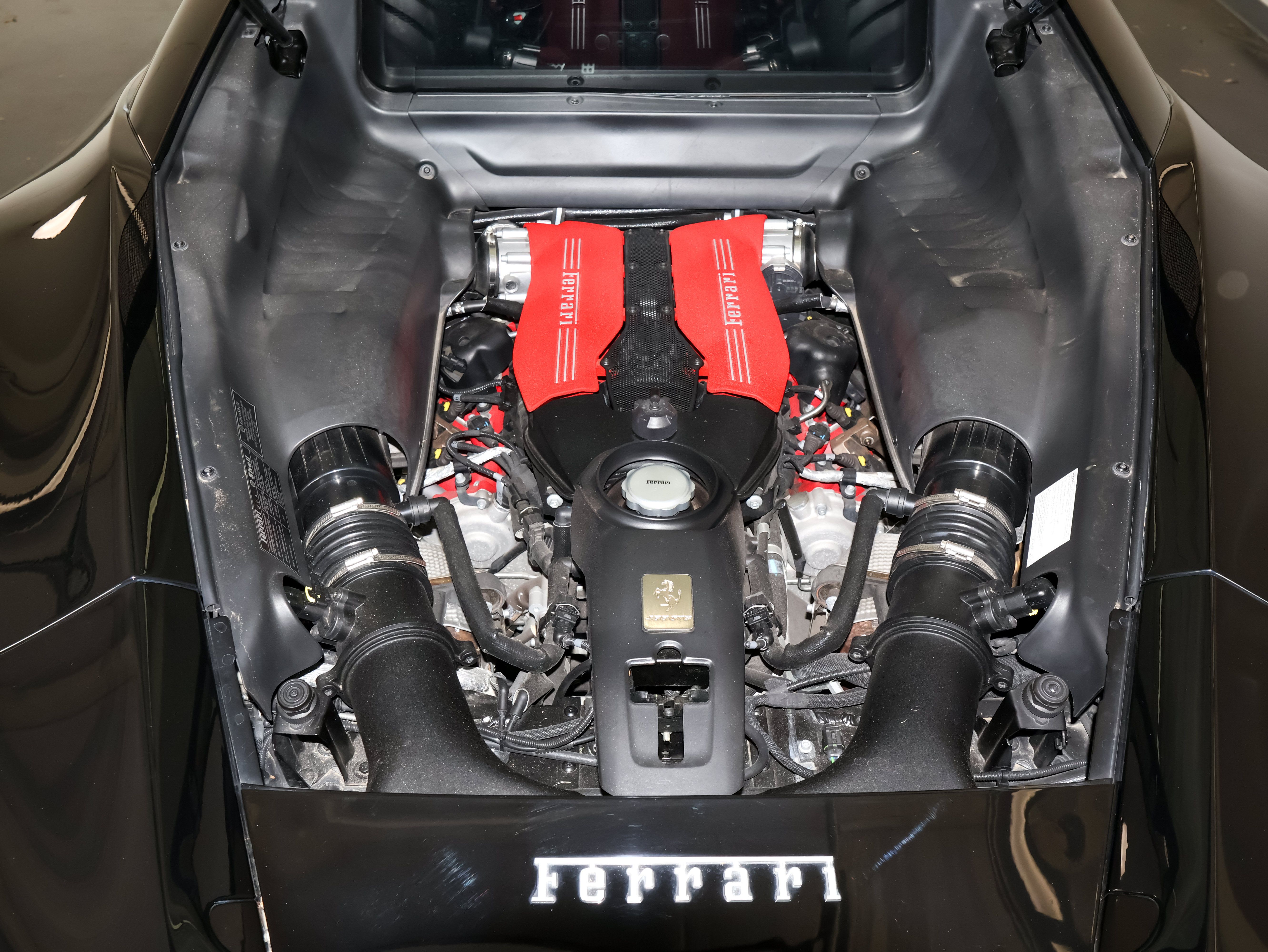 Used 2016 Ferrari 488 GTB RWD image 52