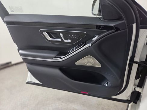 Certified 2022 Mercedes-Benz S 500 4MATIC image 14