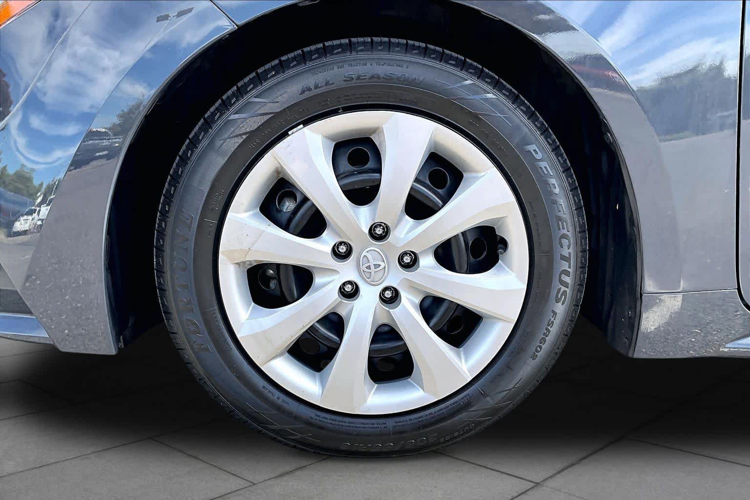 Certified 2024 Toyota Corolla LE FWD image 10