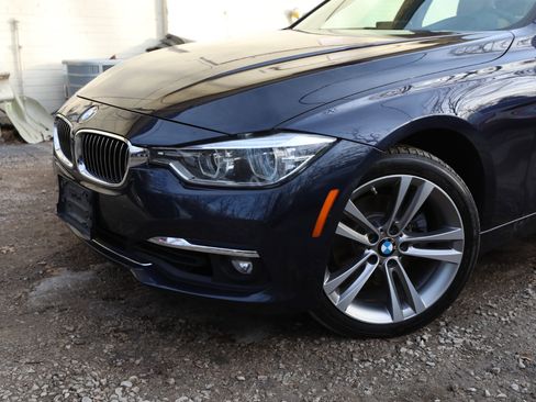 Used 2017 BMW 330i xDrive Sedan image 2