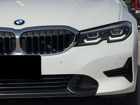 Used 2022 BMW 330i Sedan w/ Convenience Package RWD image 8