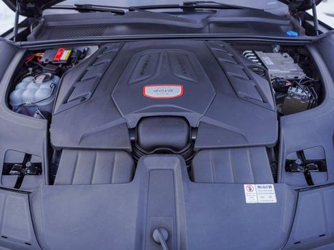 Used 2021 Porsche Cayenne GTS image 52