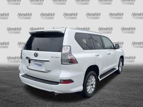 Used 2022 Lexus GX 460 Premium w/ Premium Package image 10