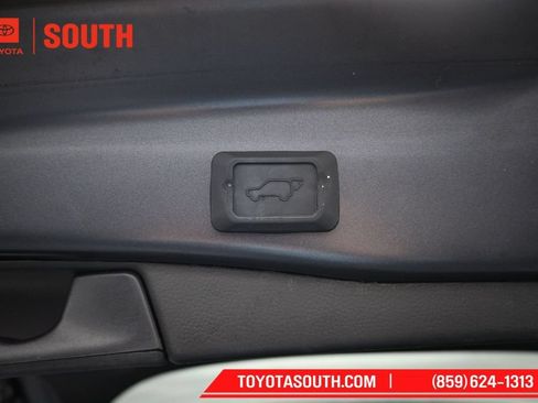 Used 2023 Toyota RAV4 XLE w/ Convenience Package AWD/4WD image 30