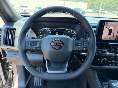 New 2026 Nissan Pathfinder Rock Creek w/ Rock Creek Premium Package AWD/4WD image 13
