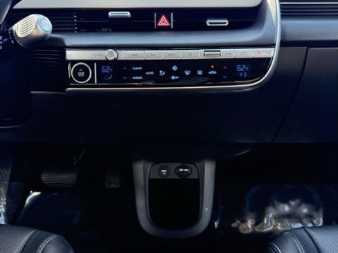 Used 2023 Hyundai Ioniq 5 SEL image 13