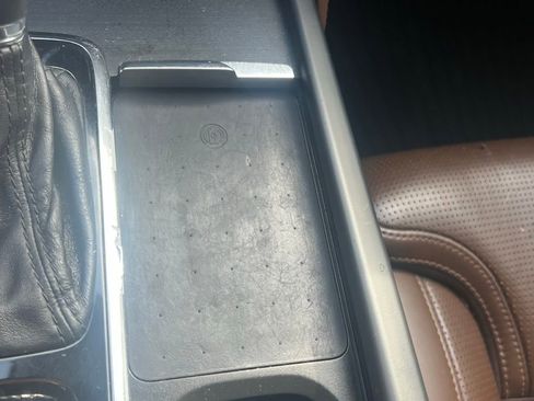 Used 2022 Volvo XC90 T6 Inscription w/ Advanced Package image 16