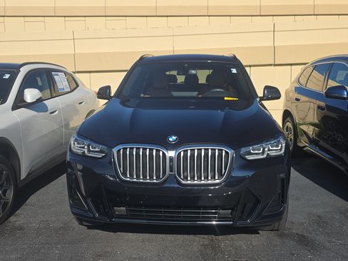 Used 2024 BMW X3 sDrive30i w/ Premium Package RWD image 2