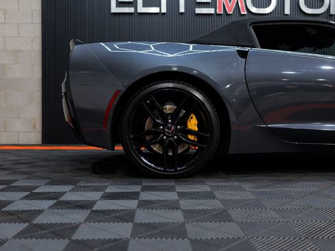 Used 2014 Chevrolet Corvette Stingray Convertible w/ 3LT Preferred Equipment Group RWD image 21