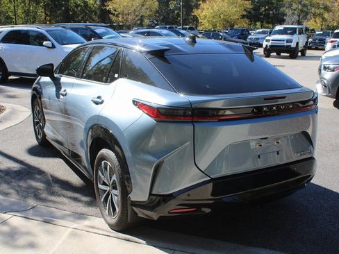 Used 2023 Lexus RZ 450e Premium w/ Accessory Package (A2) image 10