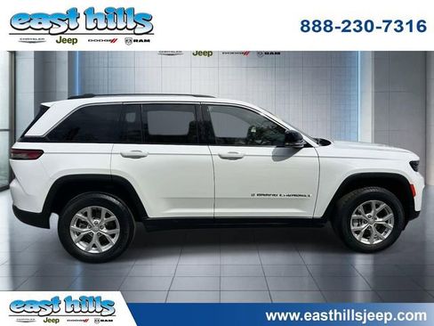 Certified 2023 Jeep Grand Cherokee Limited AWD/4WD image 2