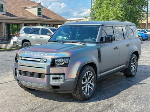 Used 2024 Land Rover Defender 130 S AWD/4WD image 7