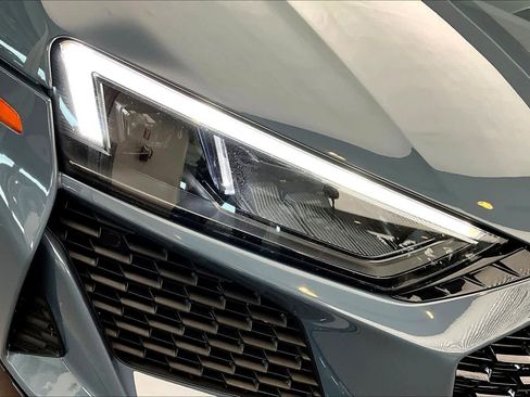 Used 2022 Audi R8 V10 performance image 19