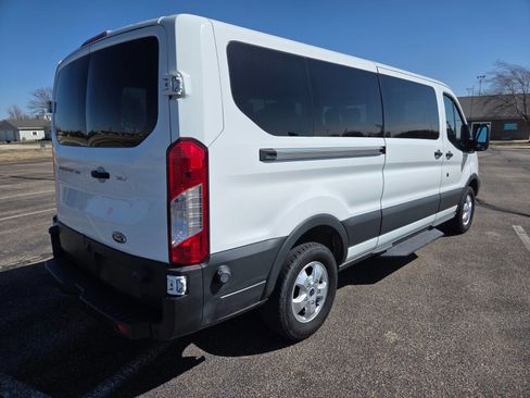 Certified 2017 Ford Transit 350 XLT image 5