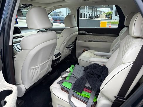 Used 2020 Hyundai Palisade Limited FWD image 8