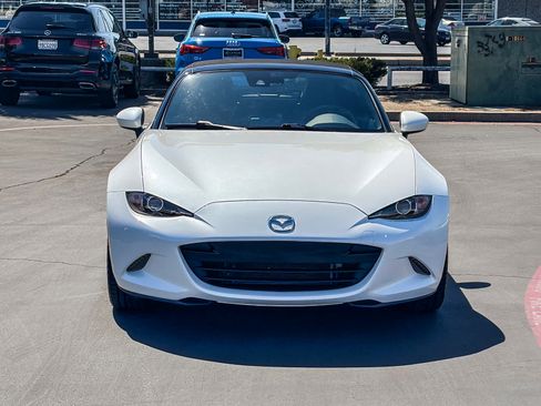Used 2022 MAZDA MX-5 Miata Grand Touring RWD image 6