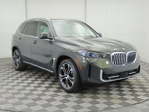 New 2026 BMW X5 xDrive40i image 3