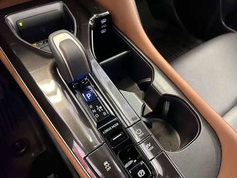 Certified 2026 Toyota Crown w/ Advanced Technology Package AWD/4WD image 22