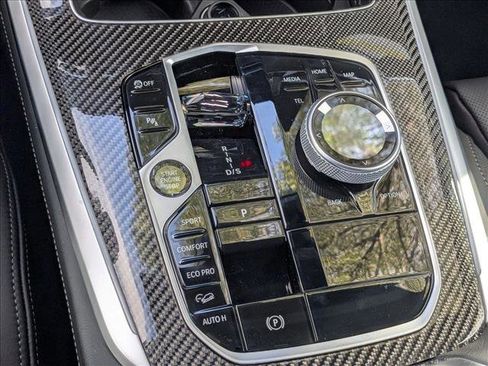 New 2026 BMW X5 M60i image 12