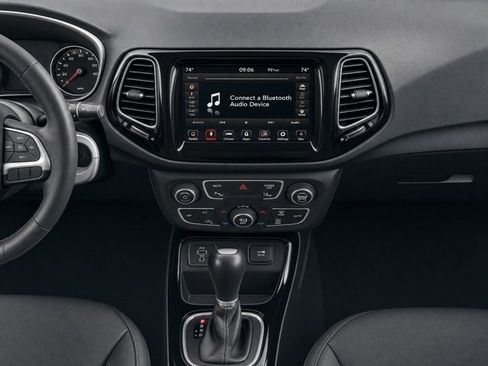 Used 2019 Jeep Compass Limited w/ Advanced Safety Group FWD image 16