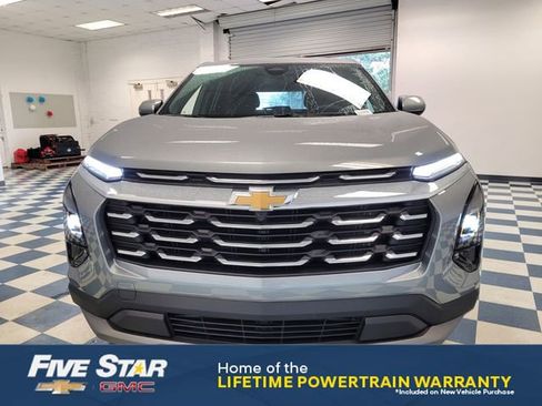 New 2026 Chevrolet Equinox LT FWD image 2