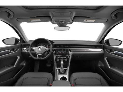 Used 2022 Volkswagen Passat 2.0T SE FWD image 4