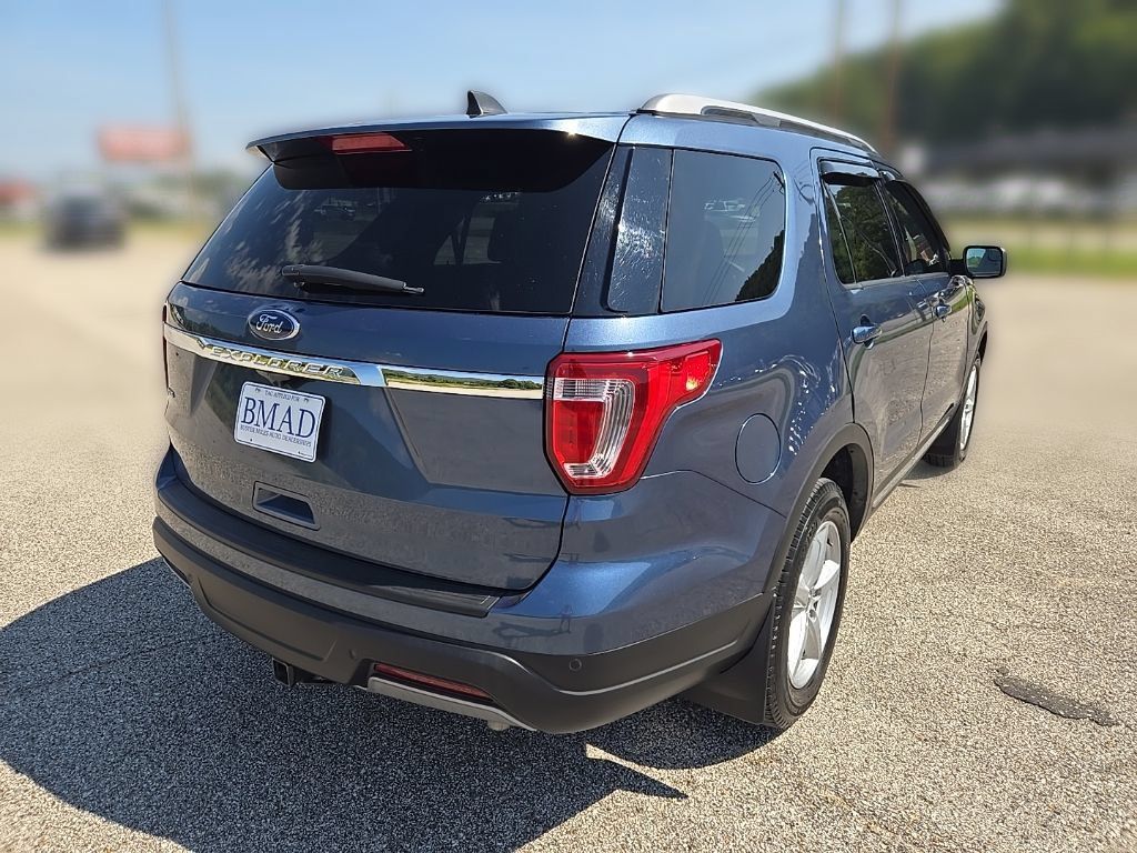 Used 2019 Ford Explorer XLT FWD image 13