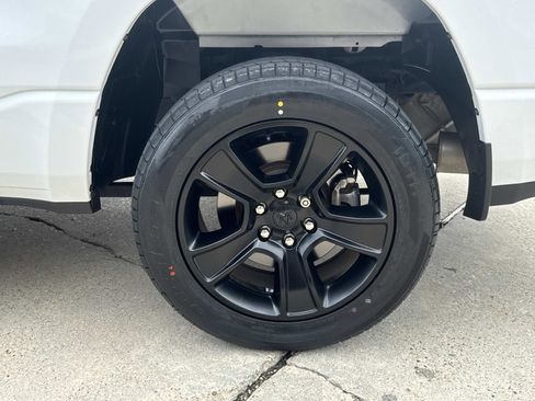 Used 2020 RAM 1500 Big Horn RWD image 4