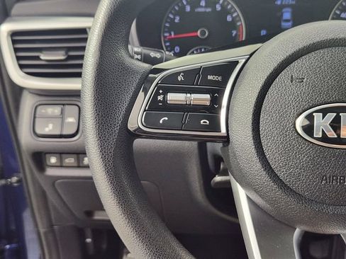 Used 2020 Kia Optima LX FWD image 25