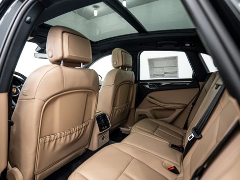 New 2025 Porsche Macan image 22