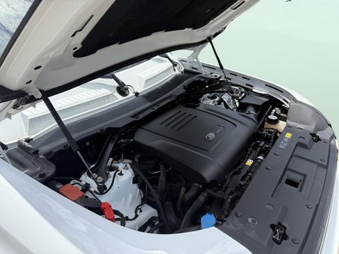 Used 2023 Land Rover Defender 90 S image 14