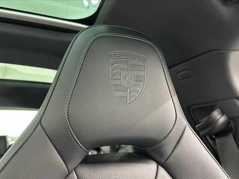 Certified 2025 Porsche Panamera 4 AWD/4WD image 31