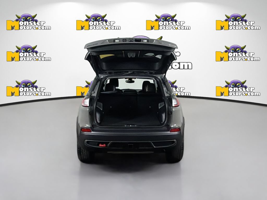 Used 2022 Jeep Cherokee Trailhawk w/ Trailer Tow Group AWD/4WD image 26