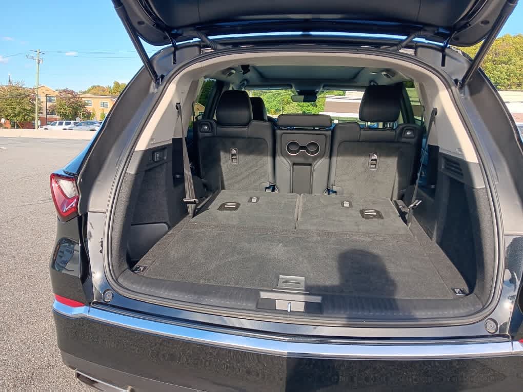 Used 2026 Acura MDX SH-AWD image 38