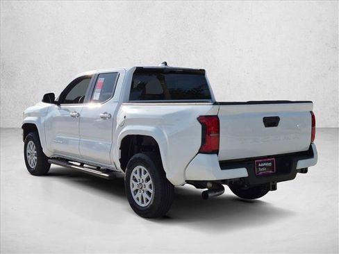 New 2026 Toyota Tacoma SR5 RWD image 8