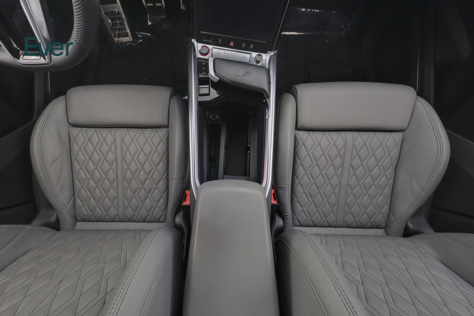 Used 2024 Audi SQ8 e-tron Premium Plus w/ Black Optic Package AWD/4WD image 27