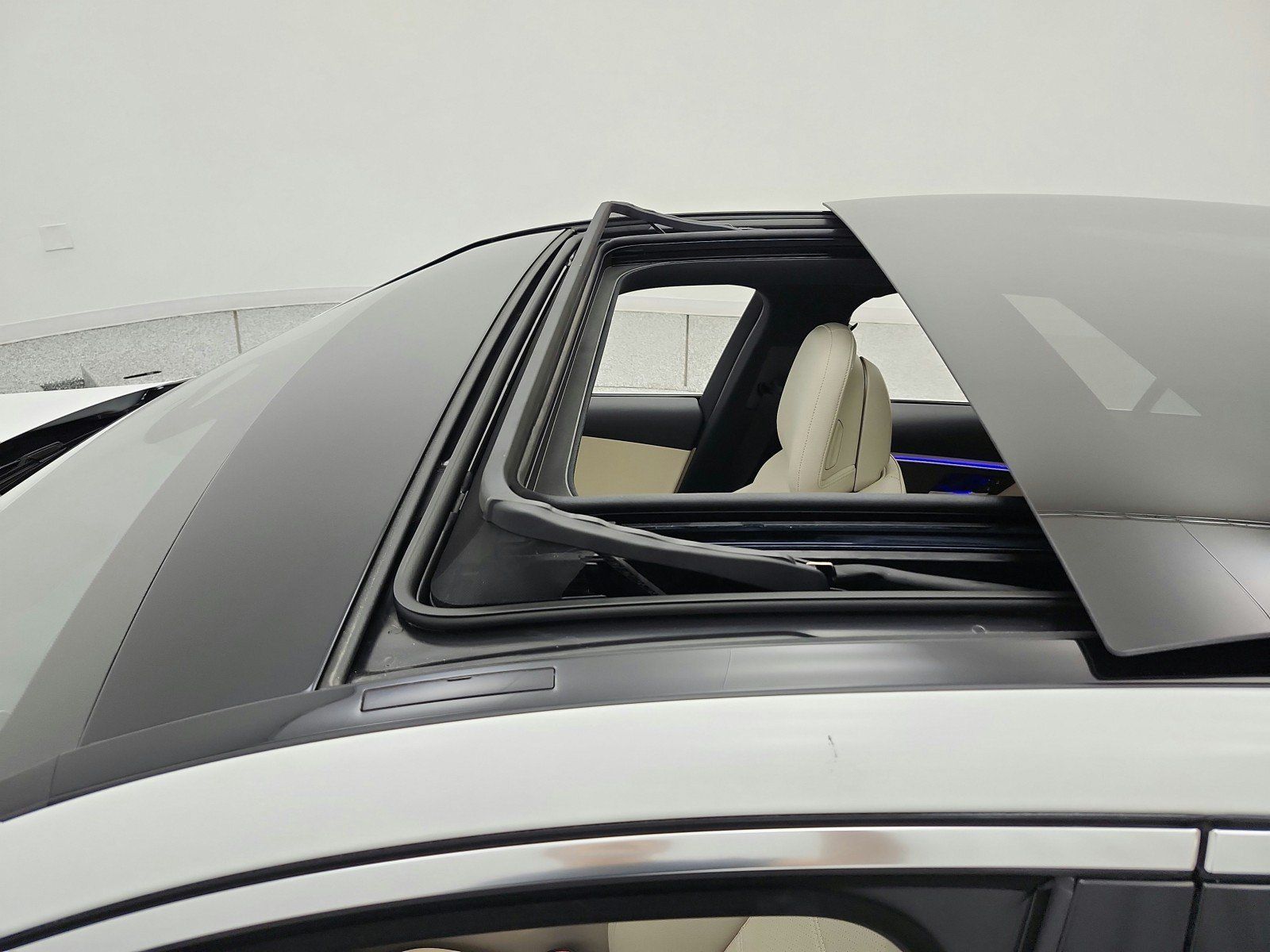 Certified 2023 Mercedes-Benz C 300 Sedan image 16